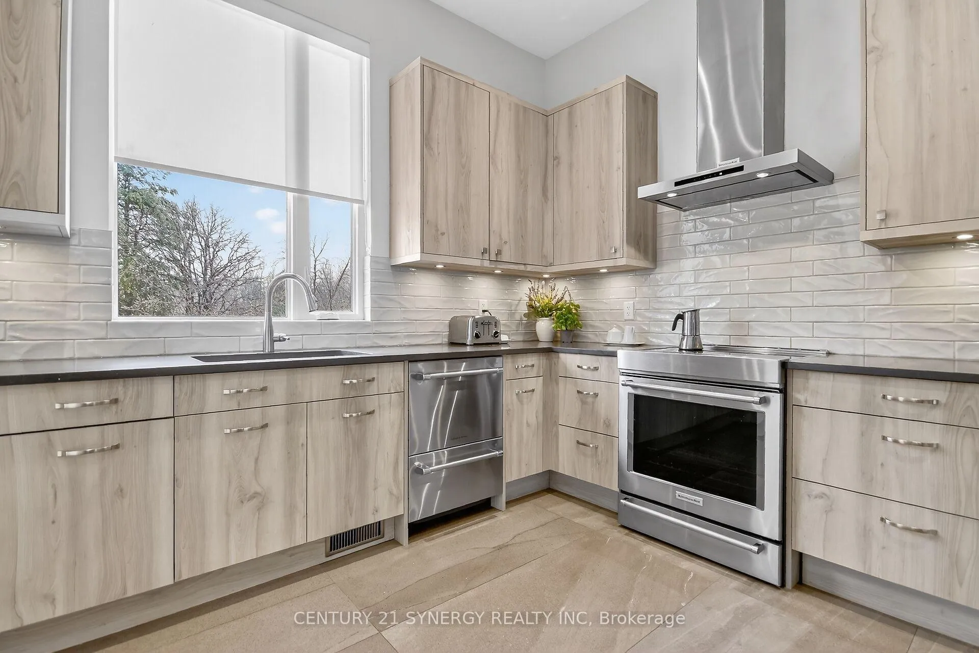 Photo 20 of 120 Derbeyshire Street, Ottawa, Kanata - Kanata (North West) — HOMEH