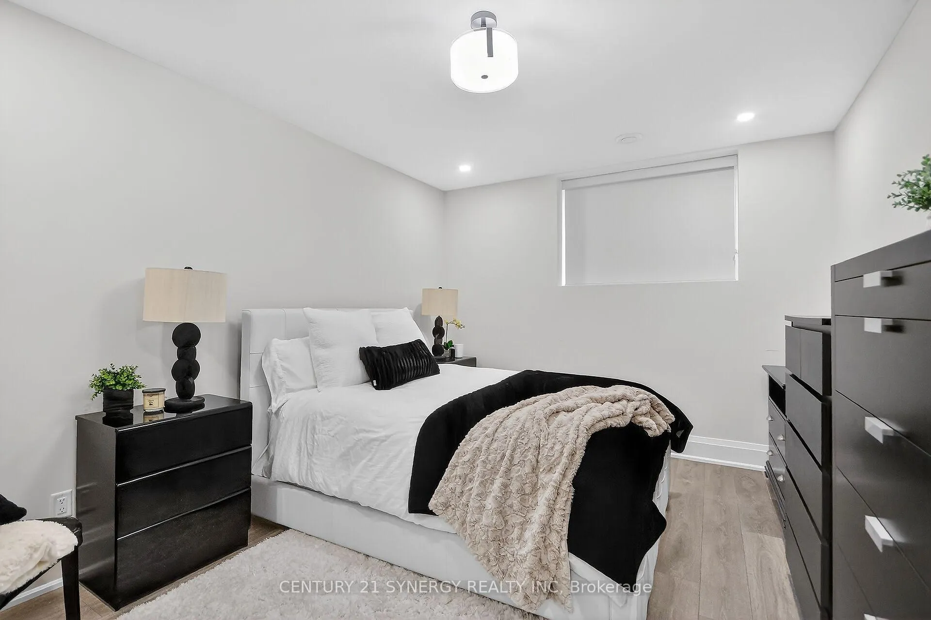 Photo 43 of 120 Derbeyshire Street, Ottawa, Kanata - Kanata (North West) — HOMEH