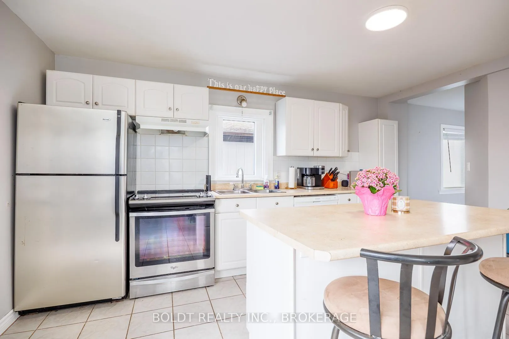Photo 12 of 142 Clara Street, Thorold, Allanburg/Thorold South — HOMEH