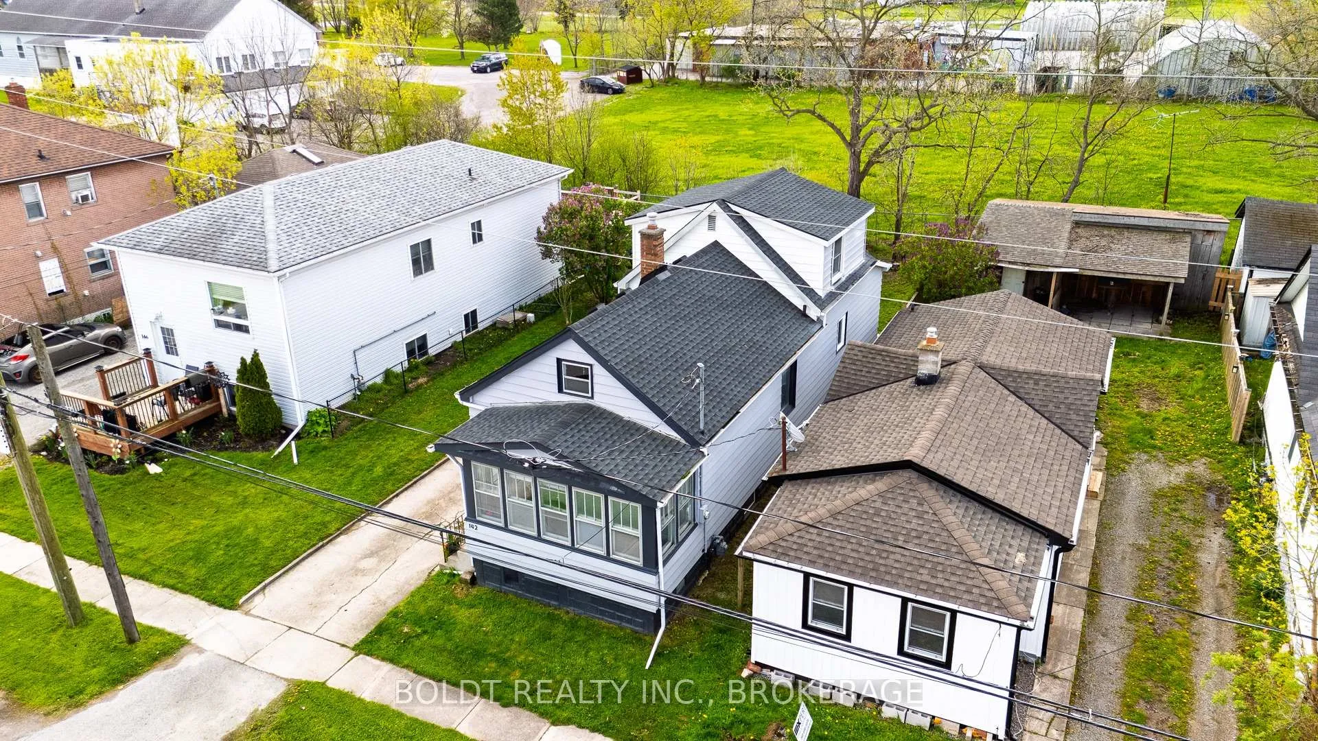Photo 20 of 142 Clara Street, Thorold, Allanburg/Thorold South — HOMEH