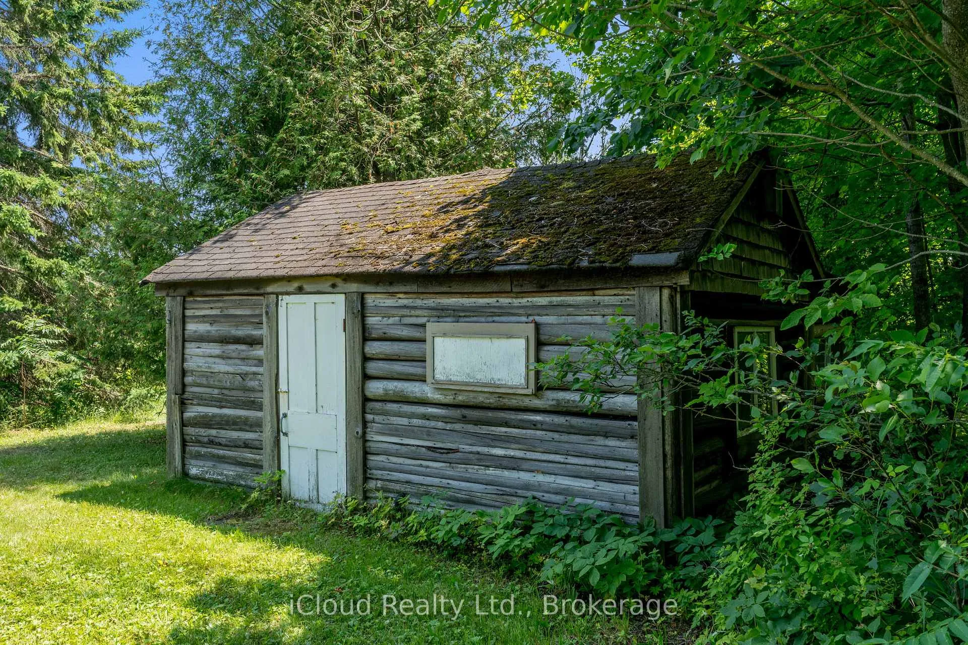 Photo 33 of 487202 30 Sdrd Side Road, Mono, Rural Mono — HOMEH