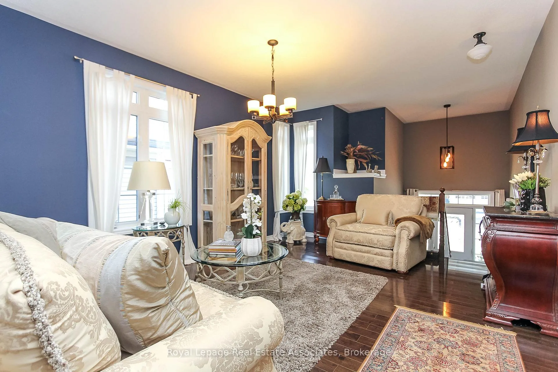 Photo 5 of 139 White Sands Way, Wasaga Beach — HOMEH