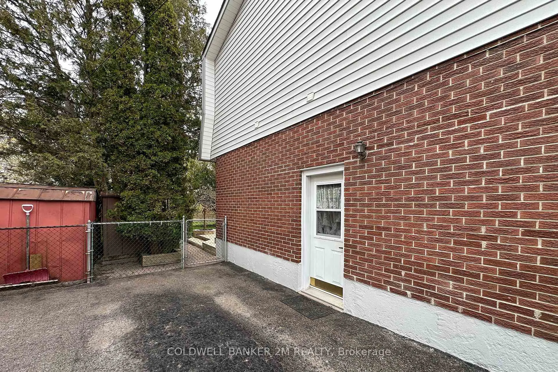 Photo 28 of 315 Durham Court, Oshawa, Vanier — HOMEH
