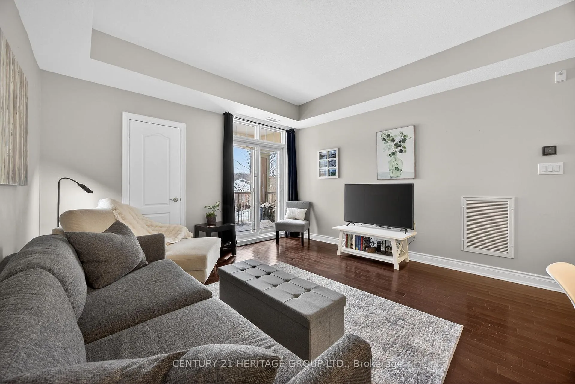 Photo 15 of Unit 207, 2 Briar Hill Heights, New Tecumseth, Rural New Tecumseth — HOMEH