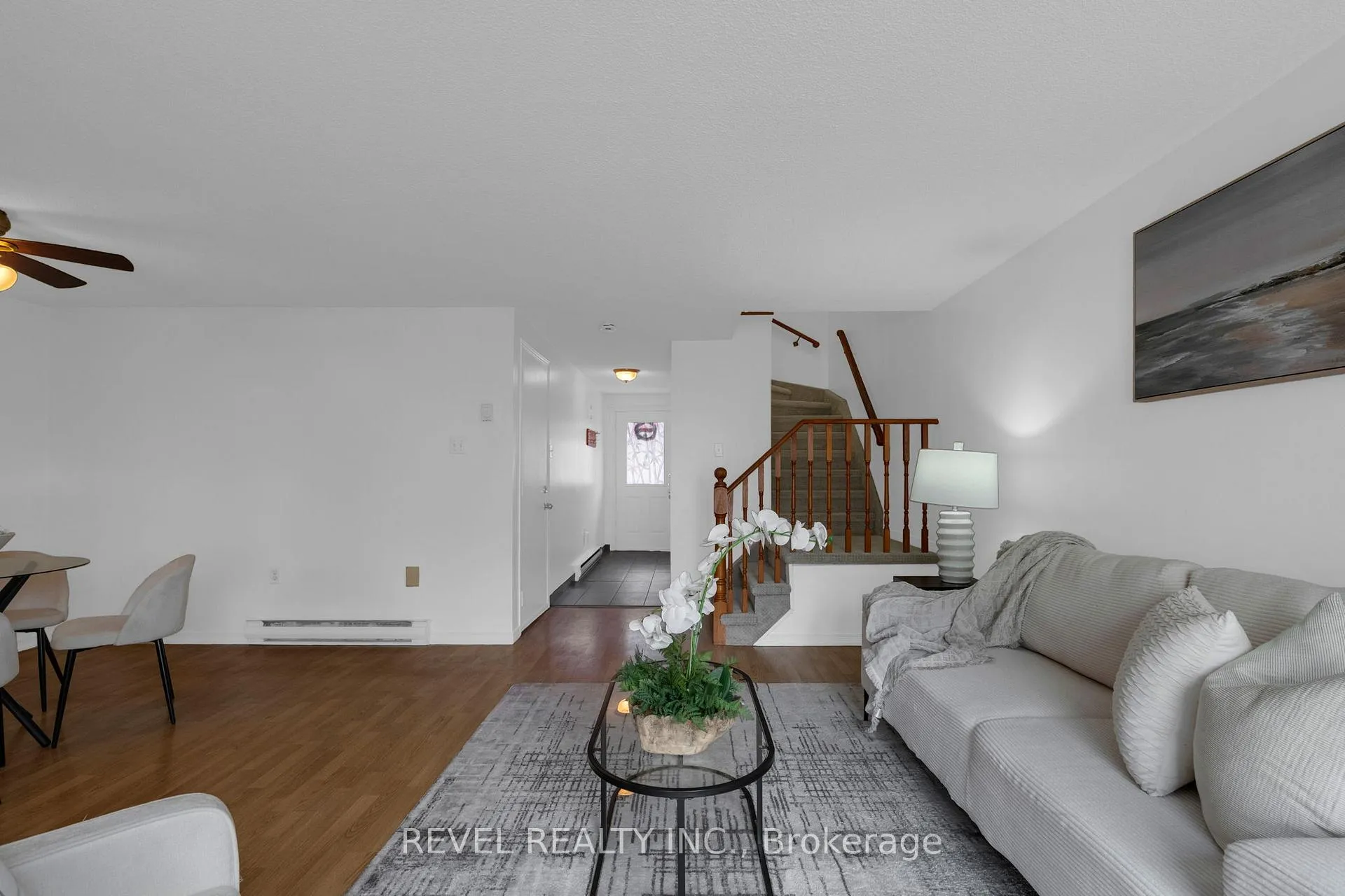 Photo 7 of 16 Quail Crescent, Barrie, Ardagh — HOMEH
