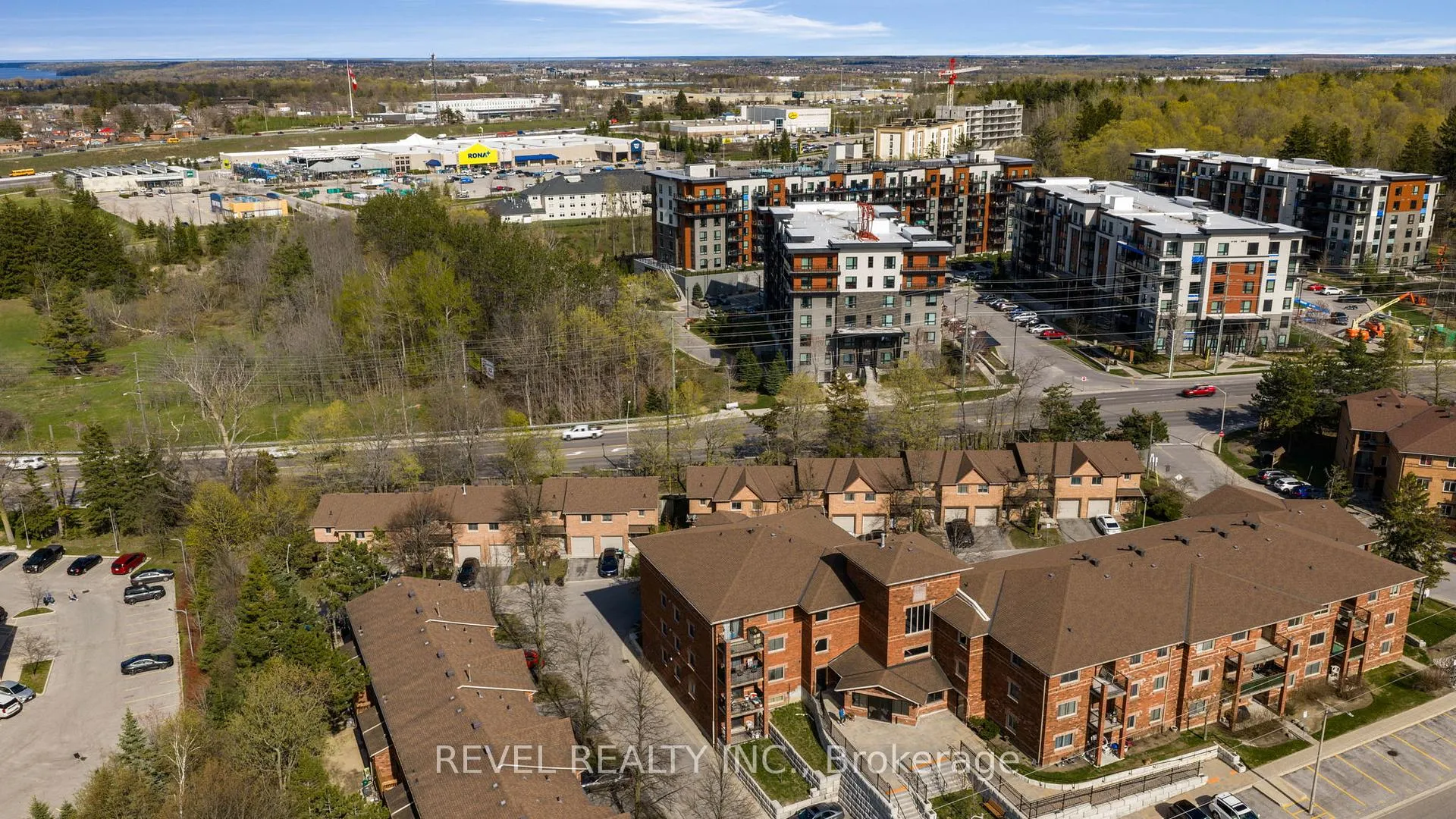 Photo 30 of 16 Quail Crescent, Barrie, Ardagh — HOMEH