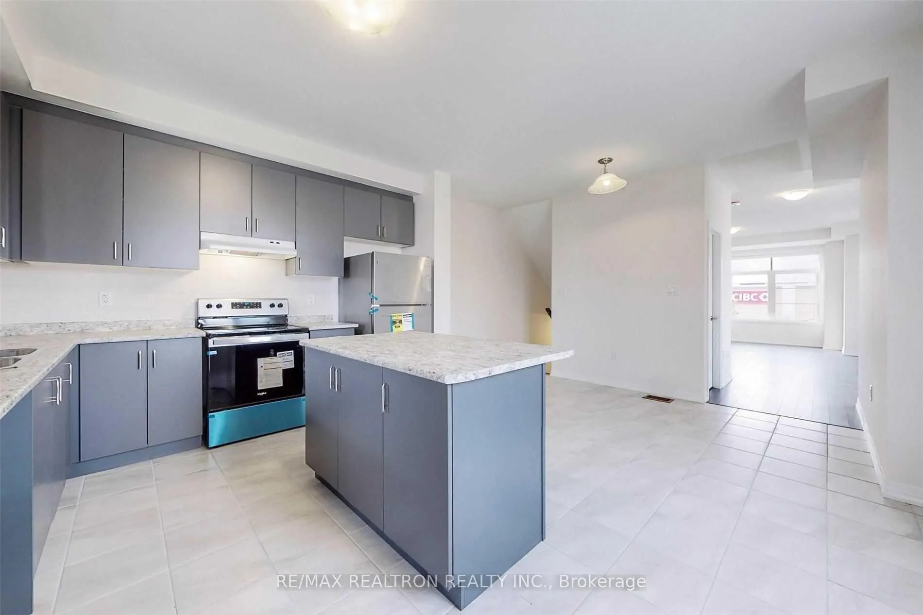 Photo 9 of 42 Stoeber Lane, Markham, Box Grove — HOMEH
