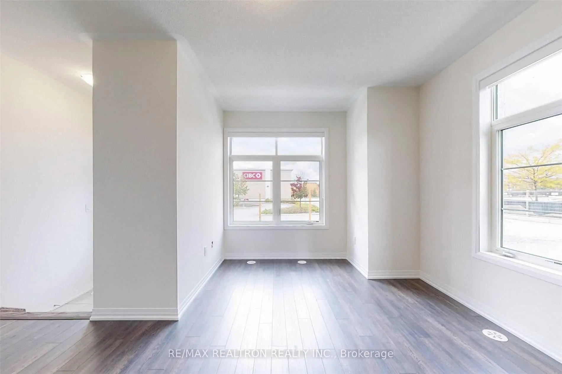 Photo 10 of 42 Stoeber Lane, Markham, Box Grove — HOMEH