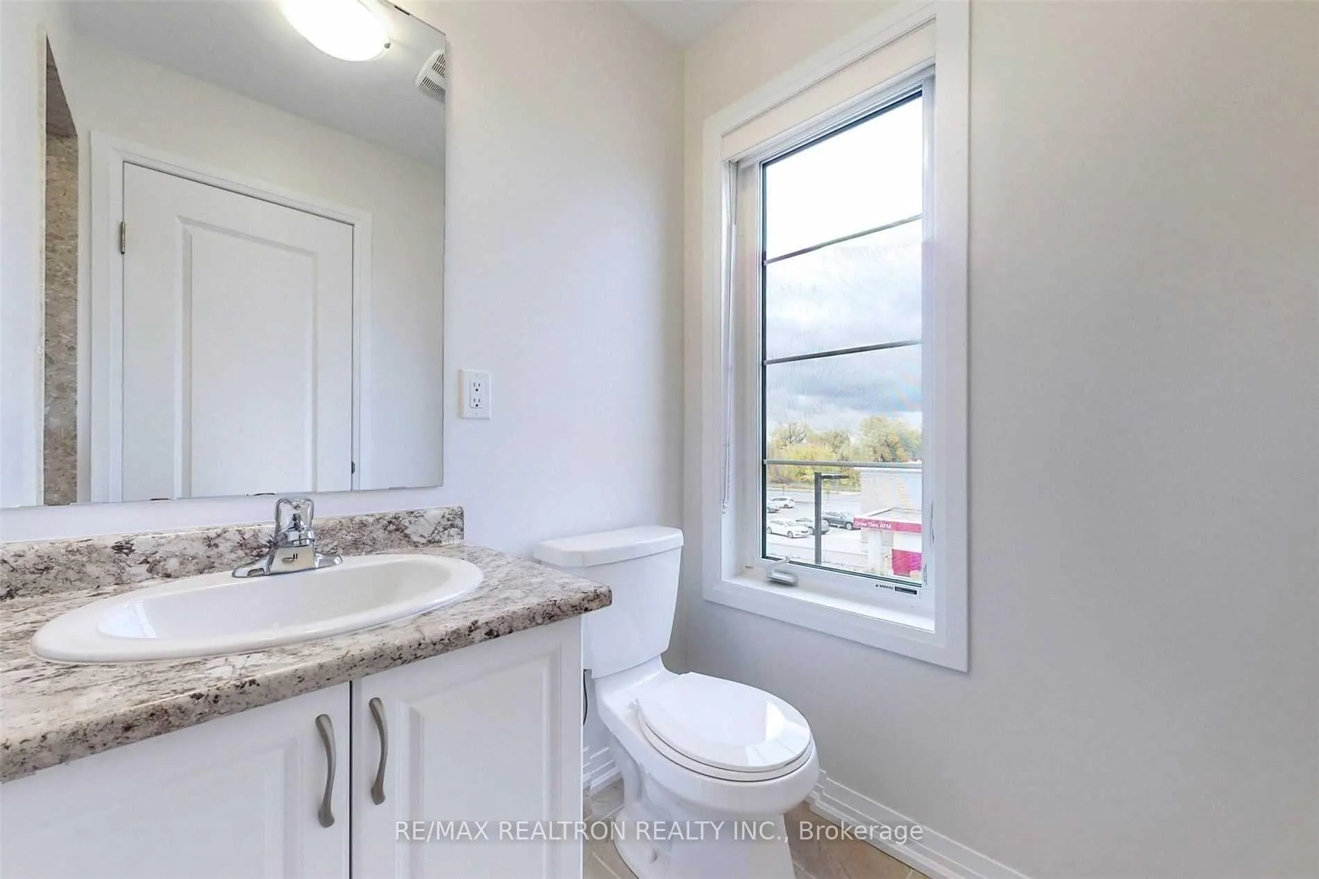 Photo 21 of 42 Stoeber Lane, Markham, Box Grove — HOMEH