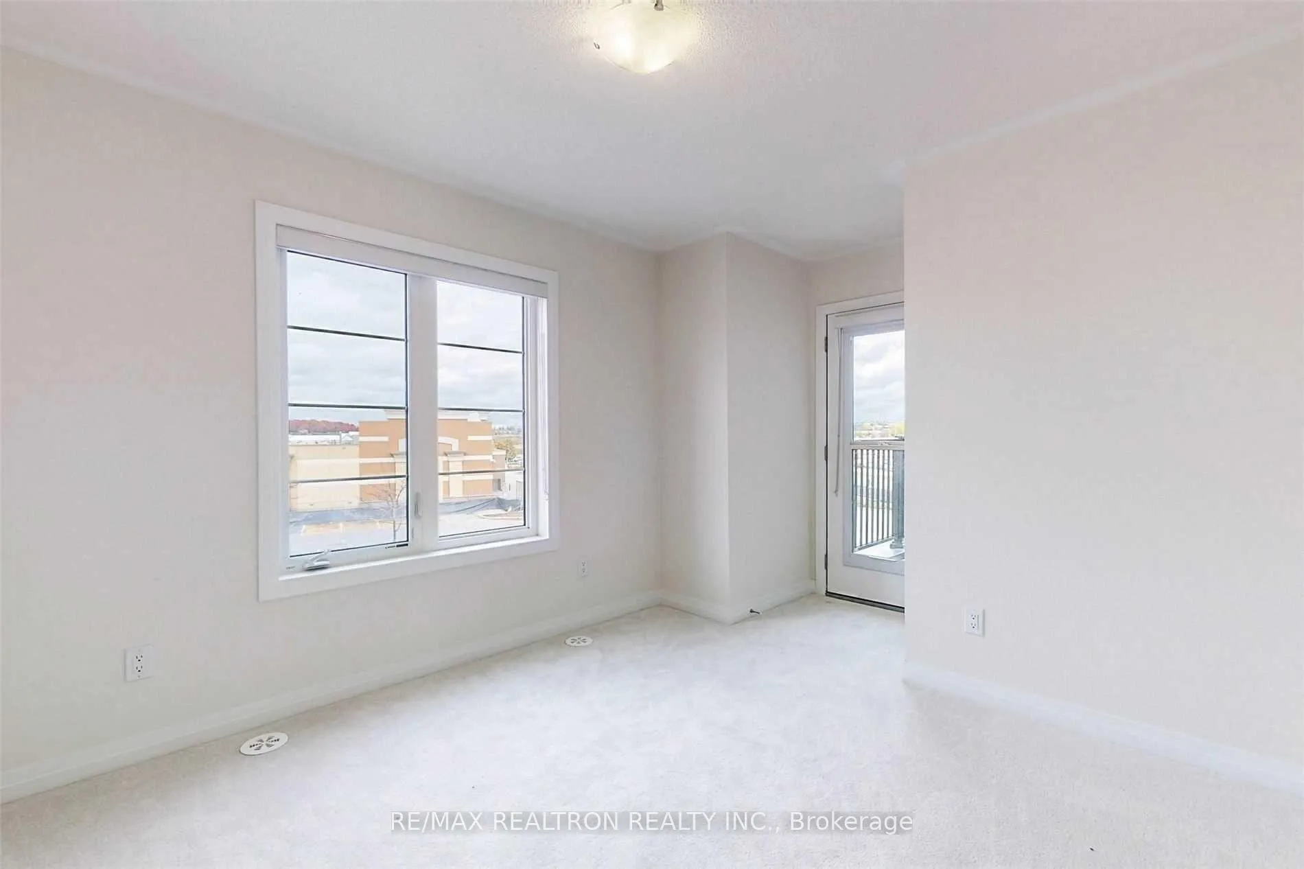 Photo 24 of 42 Stoeber Lane, Markham, Box Grove — HOMEH