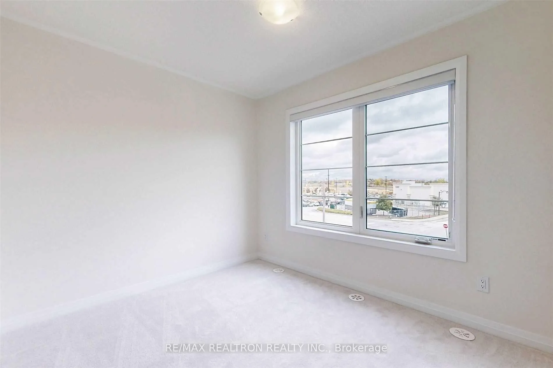 Photo 26 of 42 Stoeber Lane, Markham, Box Grove — HOMEH