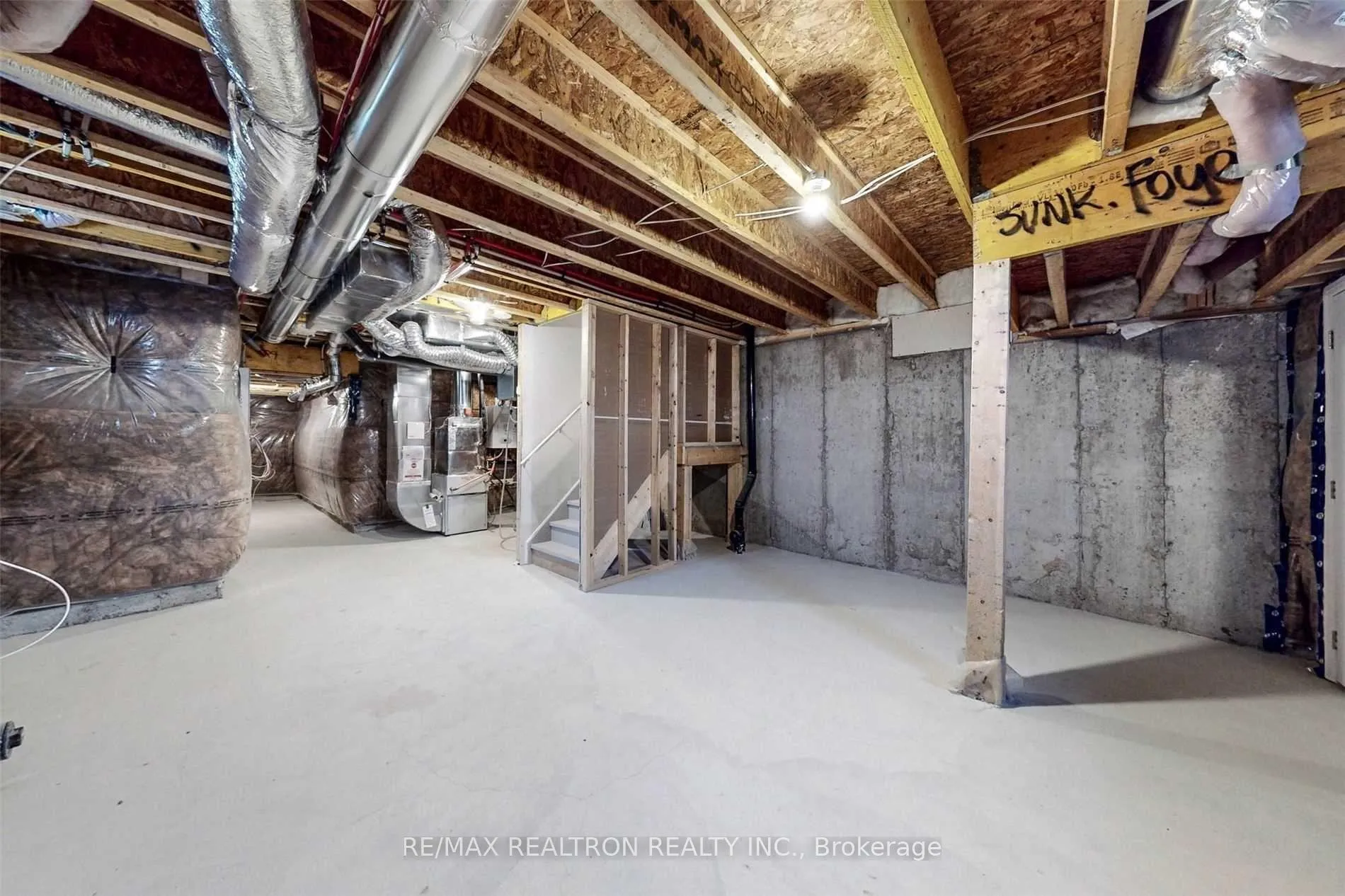 Photo 30 of 42 Stoeber Lane, Markham, Box Grove — HOMEH