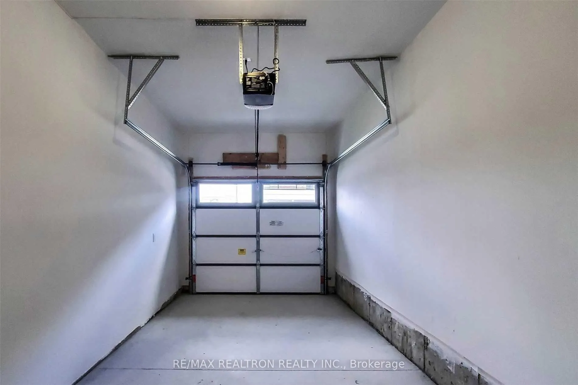 Photo 34 of 42 Stoeber Lane, Markham, Box Grove — HOMEH