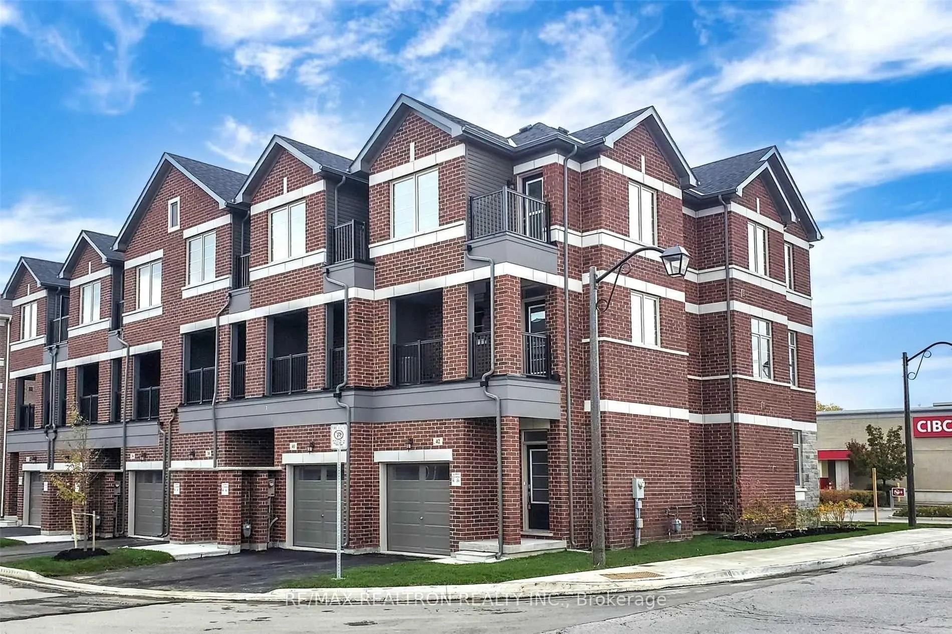 Photo 35 of 42 Stoeber Lane, Markham, Box Grove — HOMEH