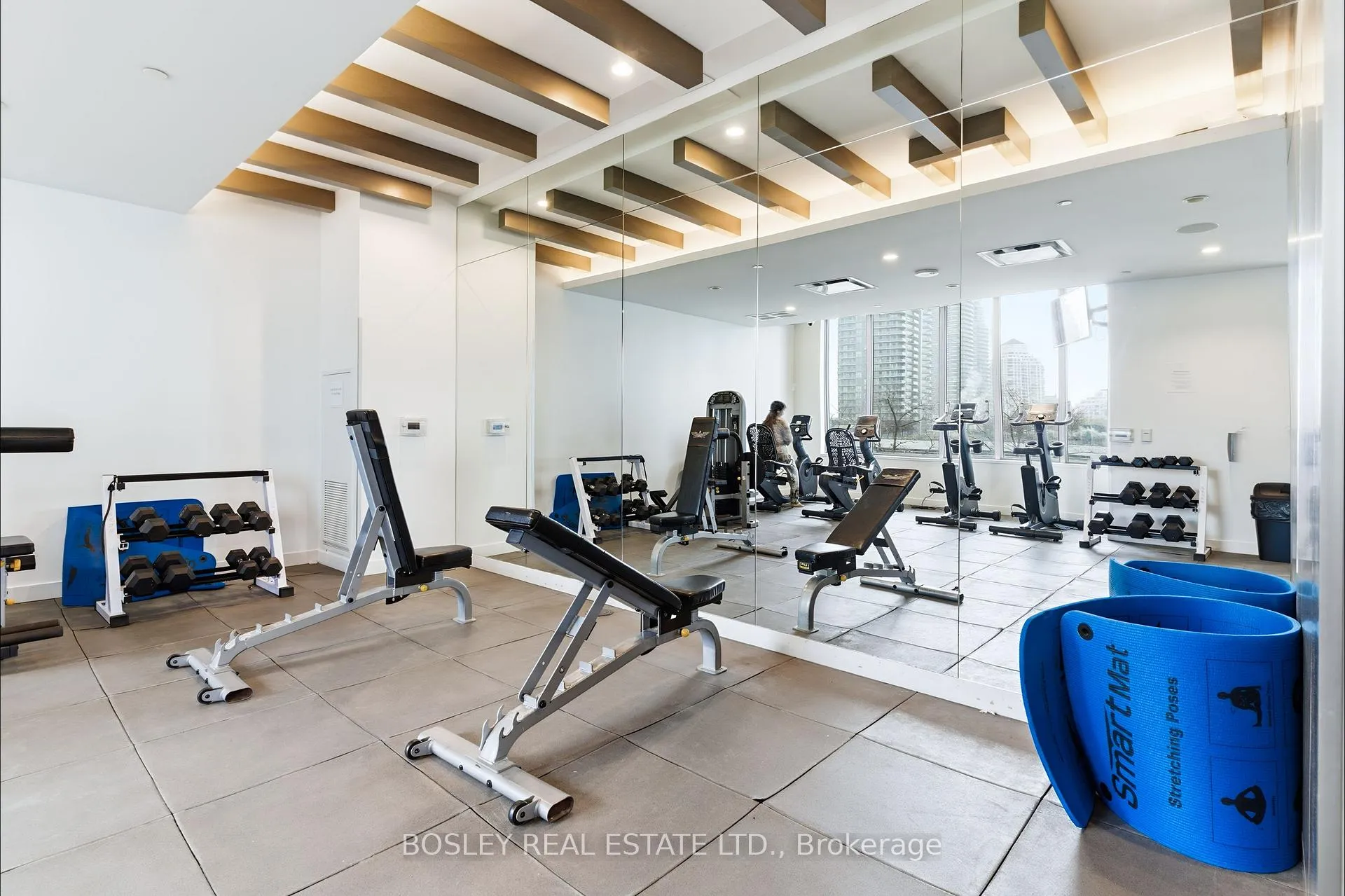 Photo 19 of Unit 1410, 70 Annie Craig Drive, Etobicoke, Mimico — HOMEH
