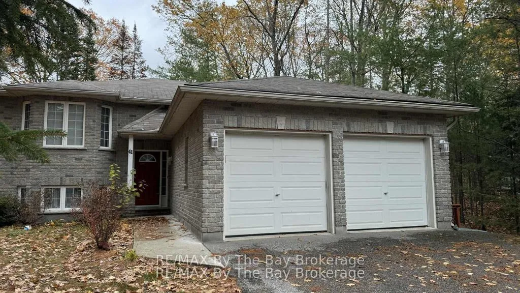Photo 1 of 41 Melrose Avenue, Wasaga Beach — HOMEH