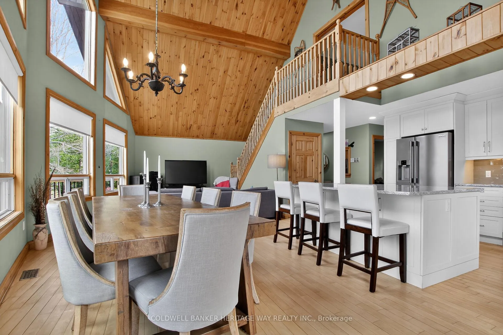 Photo 5 of 1220 Thomas Lane, Frontenac, Frontenac North — HOMEH