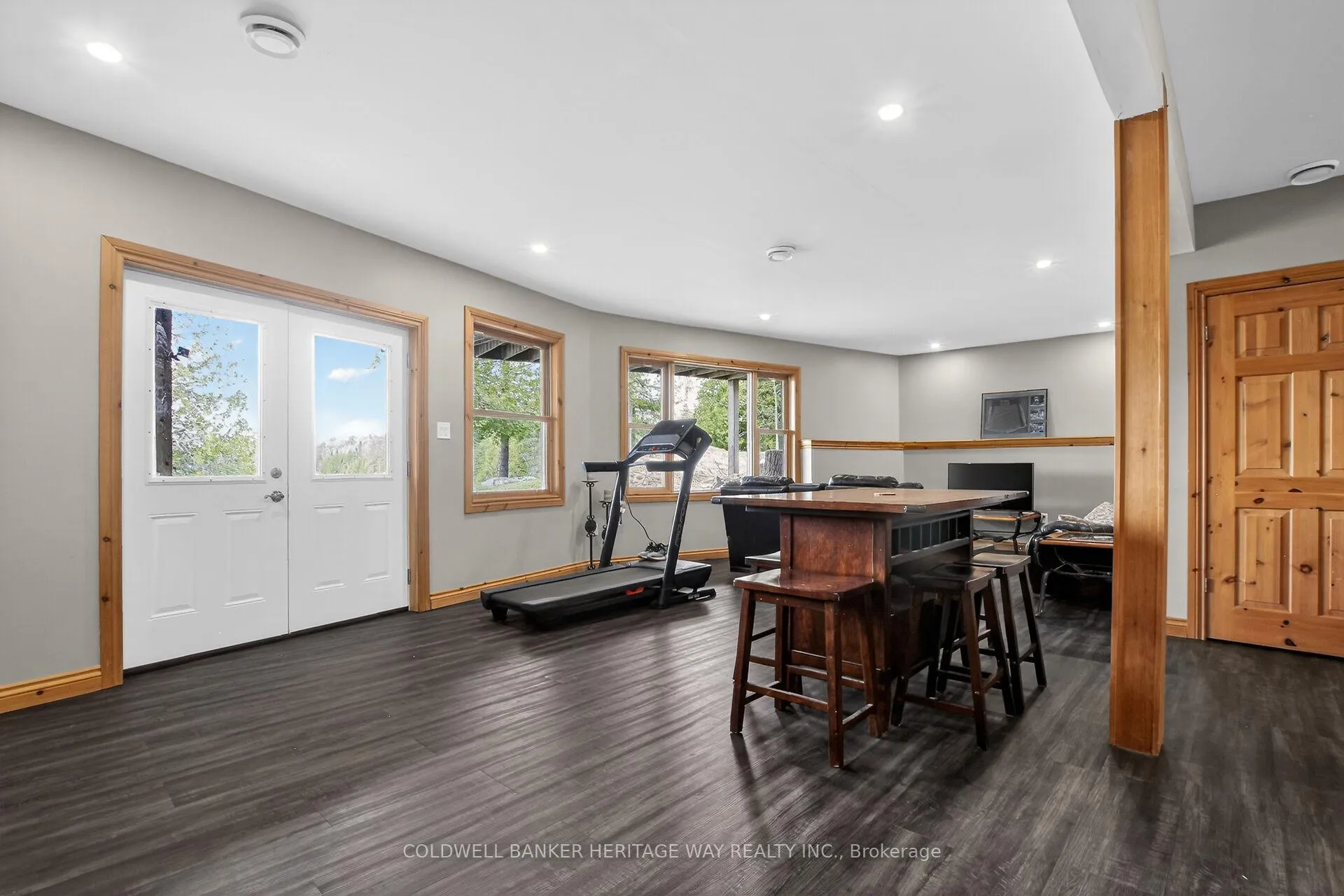 Photo 29 of 1220 Thomas Lane, Frontenac, Frontenac North — HOMEH