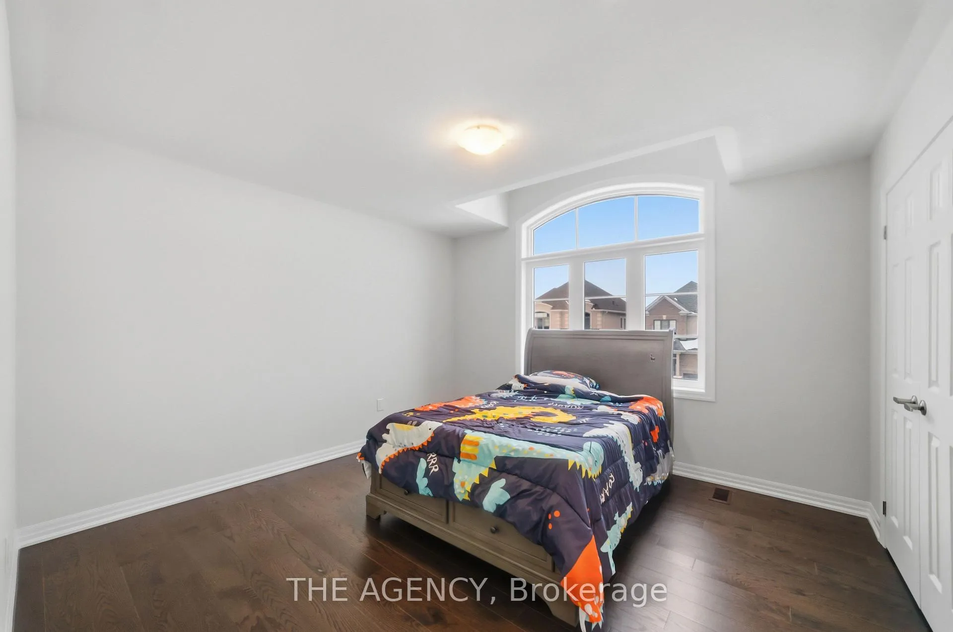 Photo 16 of 134 Flood Avenue, Clarington, Newcastle — HOMEH
