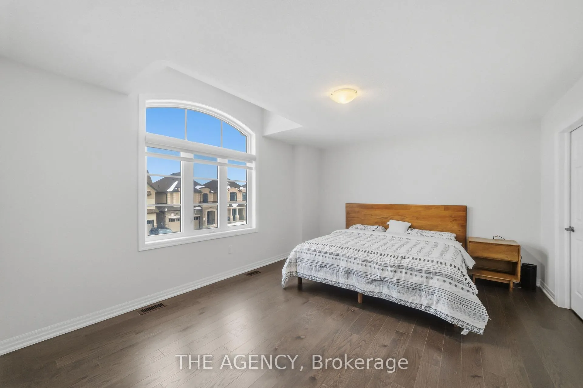 Photo 18 of 134 Flood Avenue, Clarington, Newcastle — HOMEH