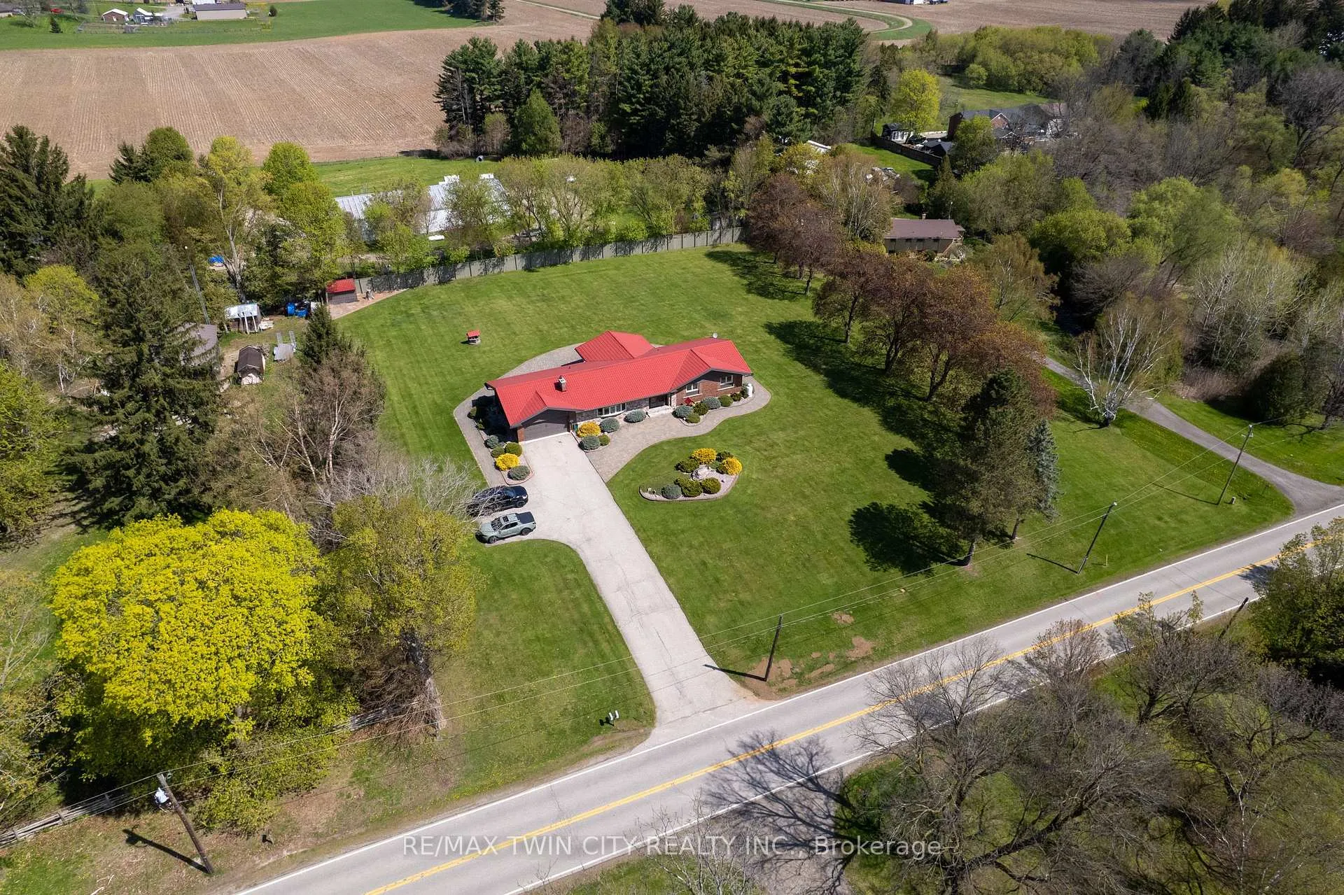 Photo 39 of 473 German School Road, Brant, South Dumfries — HOMEH