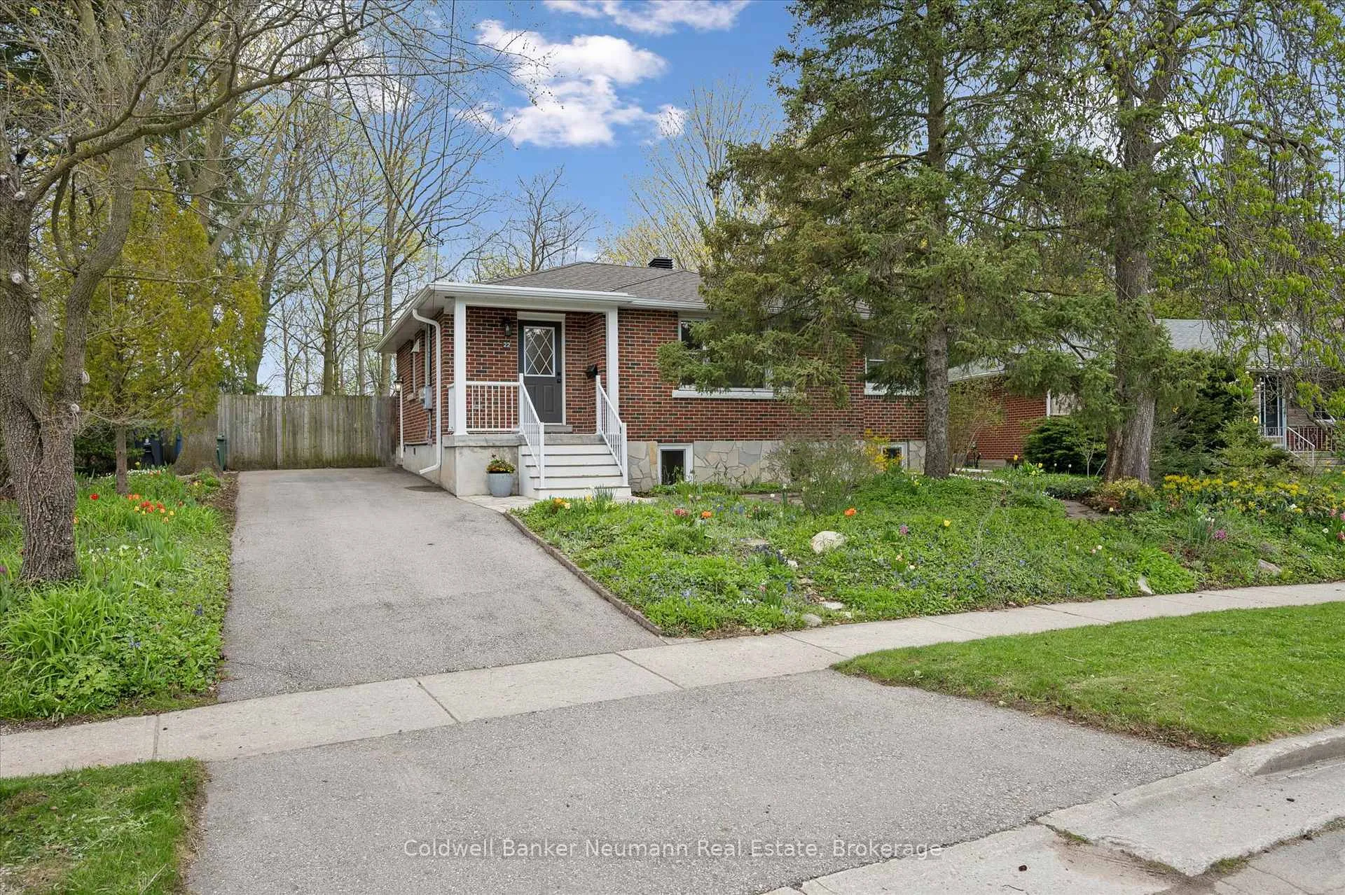 Photo 1 of 22 Hamel Avenue, Guelph, Exhibition Park — HOMEH