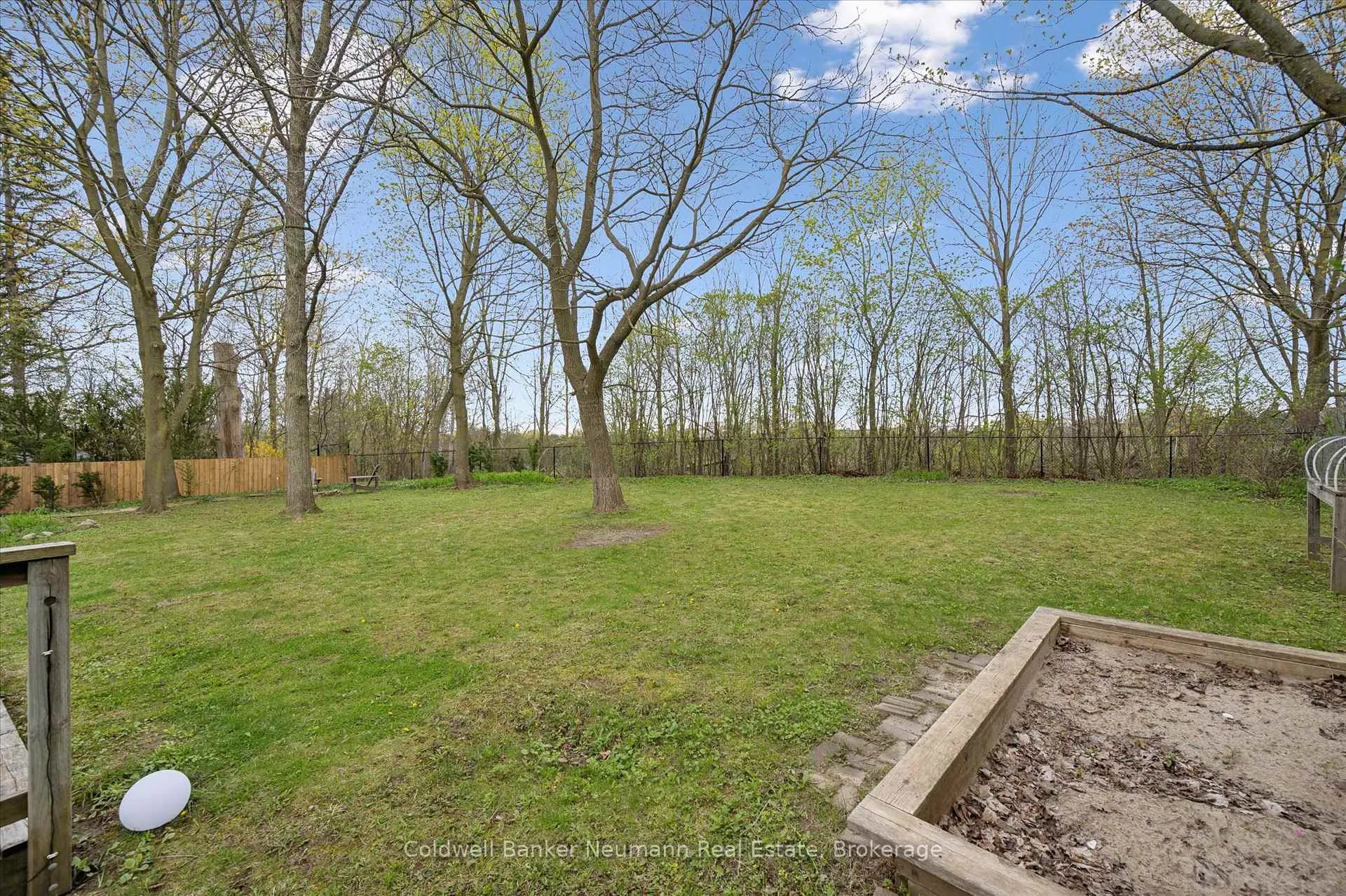 Photo 32 of 22 Hamel Avenue, Guelph, Exhibition Park — HOMEH