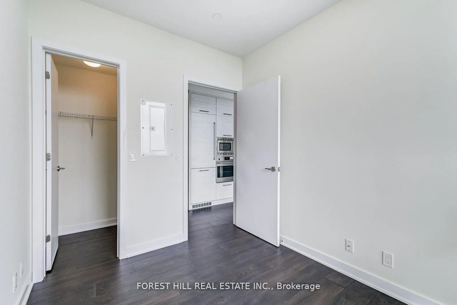 Photo 13 of Unit 4402, 2221 Yonge Street, Toronto, Mount Pleasant West — HOMEH