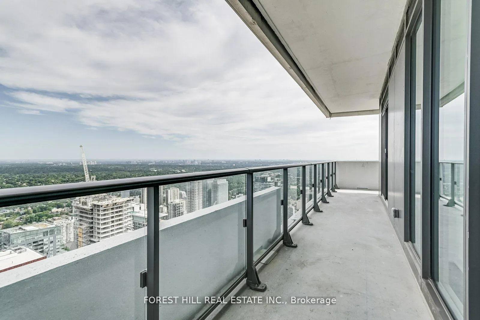 Photo 18 of Unit 4402, 2221 Yonge Street, Toronto, Mount Pleasant West — HOMEH