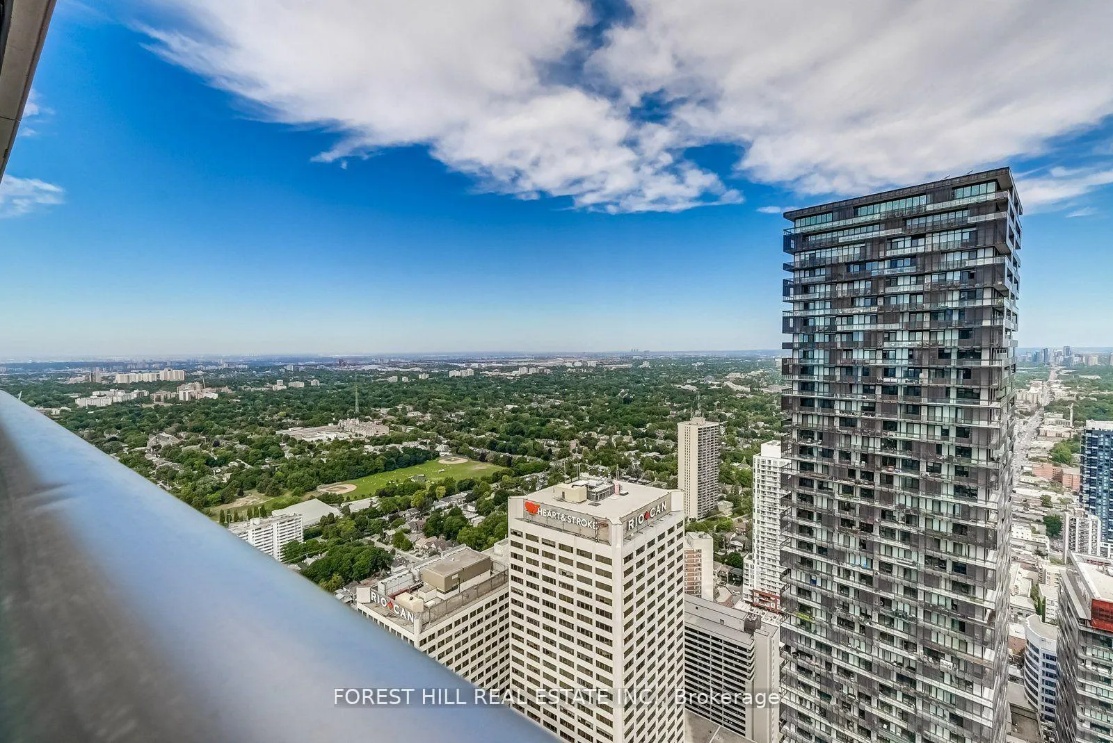 Photo 19 of Unit 4402, 2221 Yonge Street, Toronto, Mount Pleasant West — HOMEH