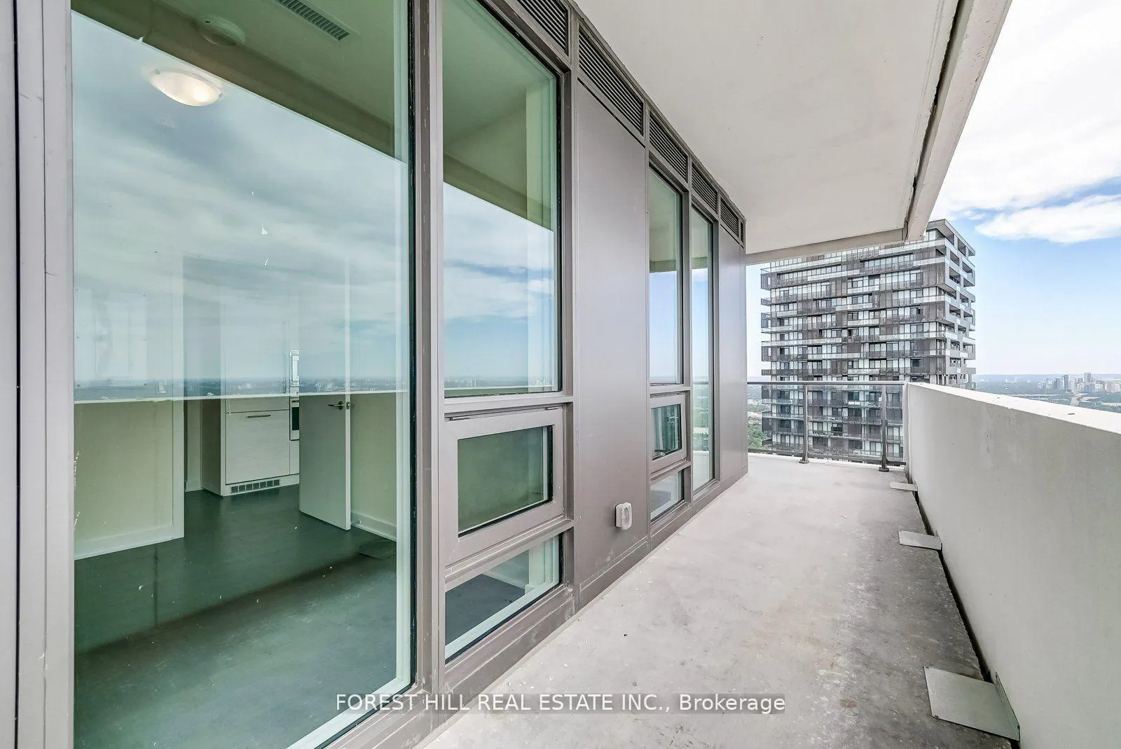 Photo 24 of Unit 4402, 2221 Yonge Street, Toronto, Mount Pleasant West — HOMEH