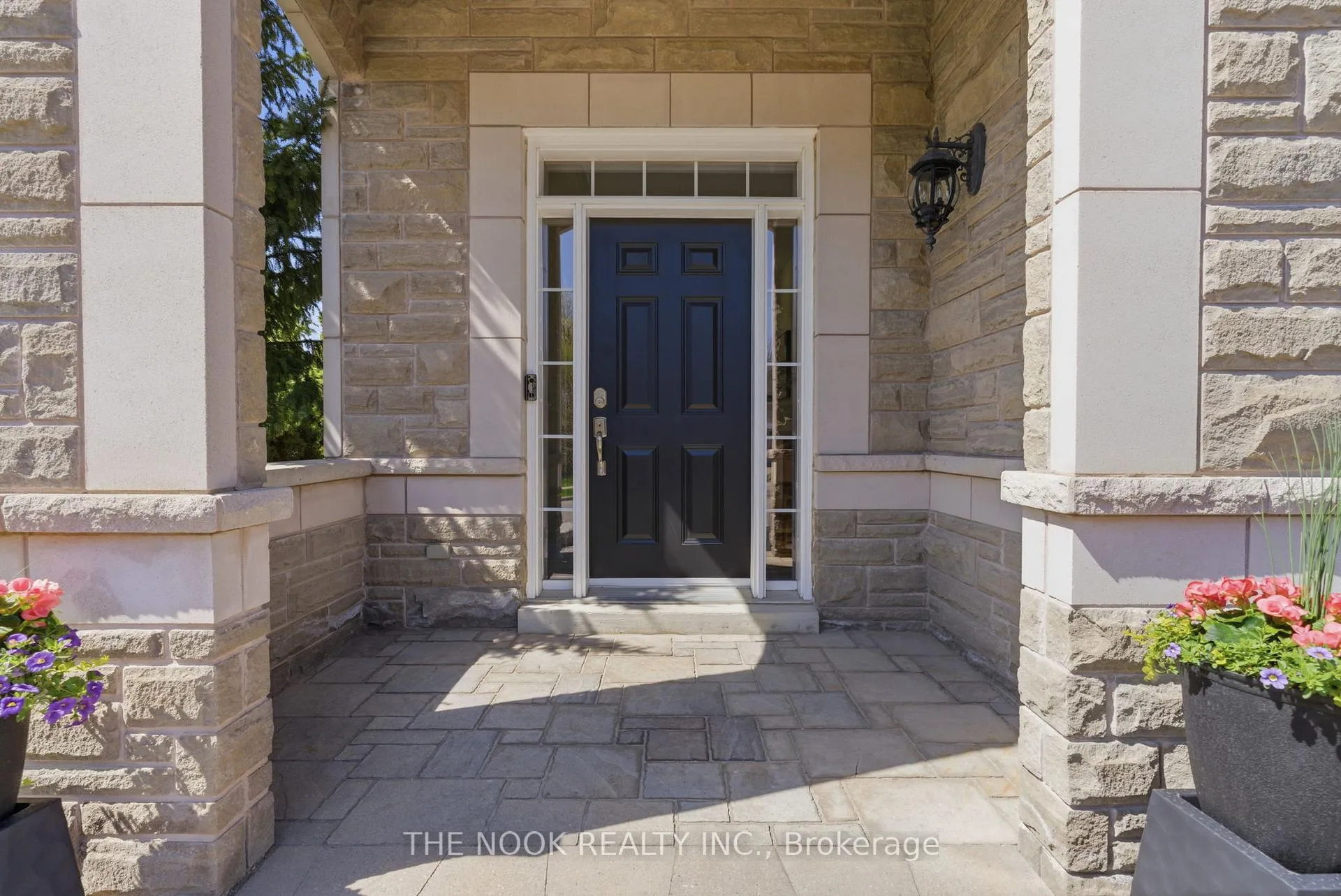 Photo 3 of 926 Red Deer Avenue, Oshawa, Taunton — HOMEH