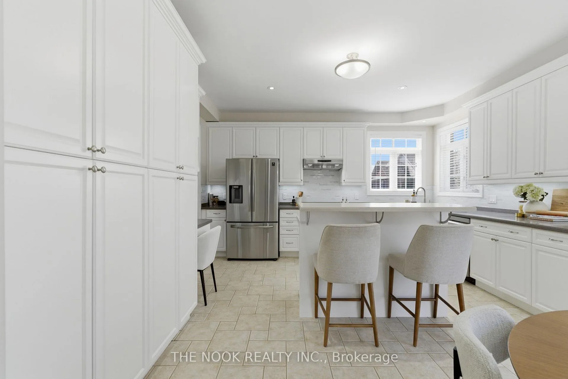 Photo 15 of 926 Red Deer Avenue, Oshawa, Taunton — HOMEH