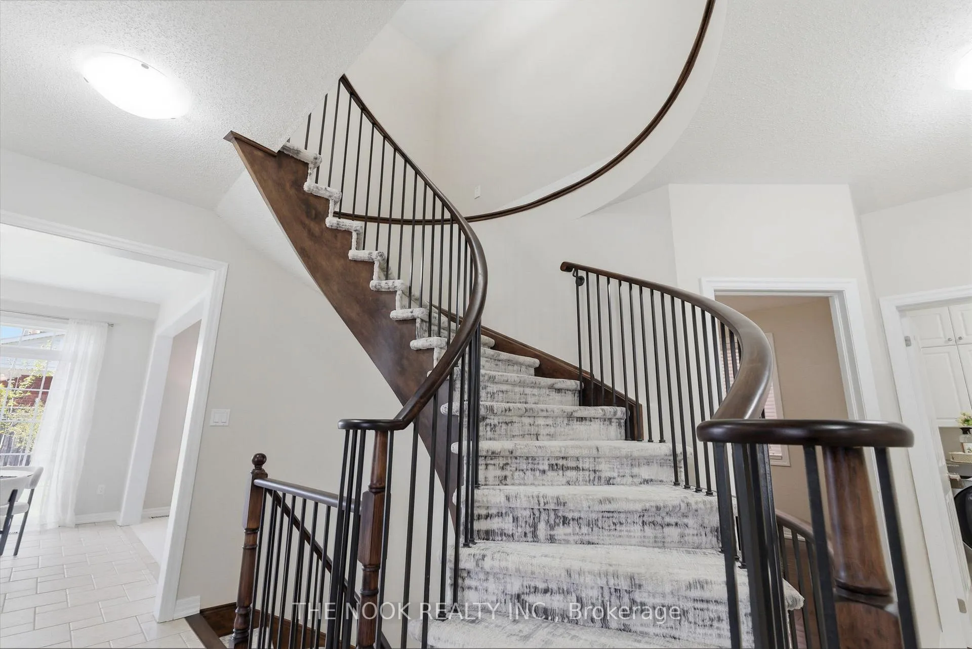 Photo 24 of 926 Red Deer Avenue, Oshawa, Taunton — HOMEH