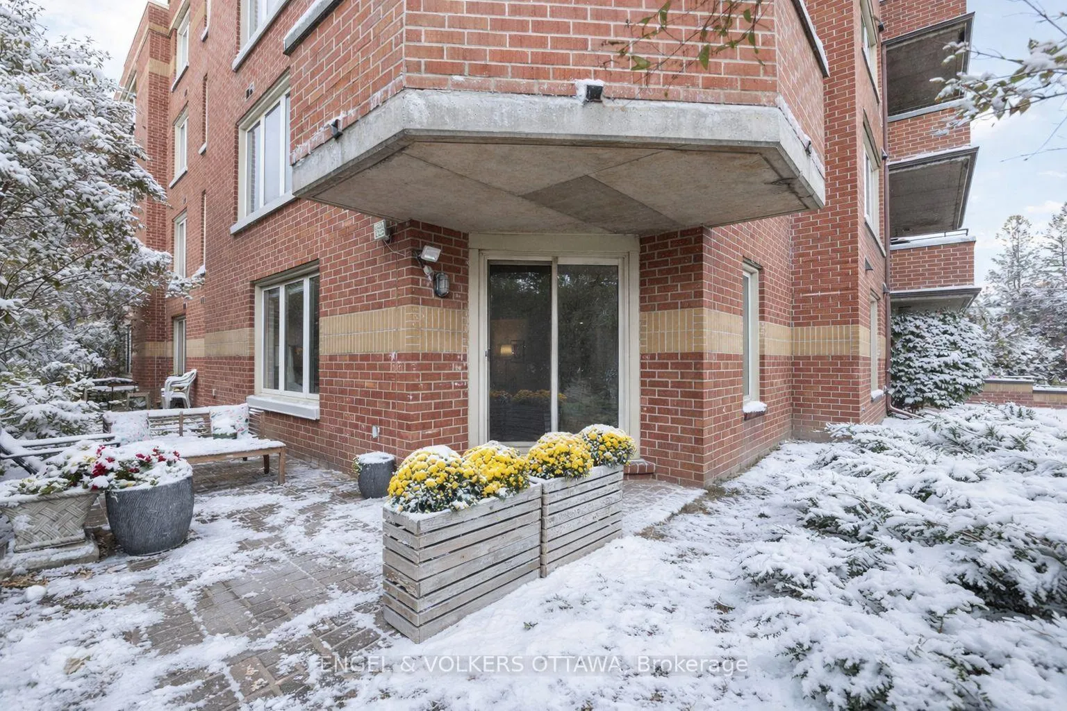 Photo 23 of Unit 101, 800 Mckellar Avenue, Ottawa, Carlingwood — HOMEH
