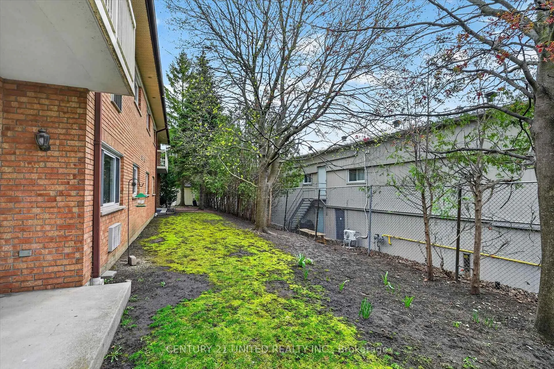 Photo 21 of Unit 106, 910 Ford Street, Peterborough, Otonabee Ward 1 — HOMEH