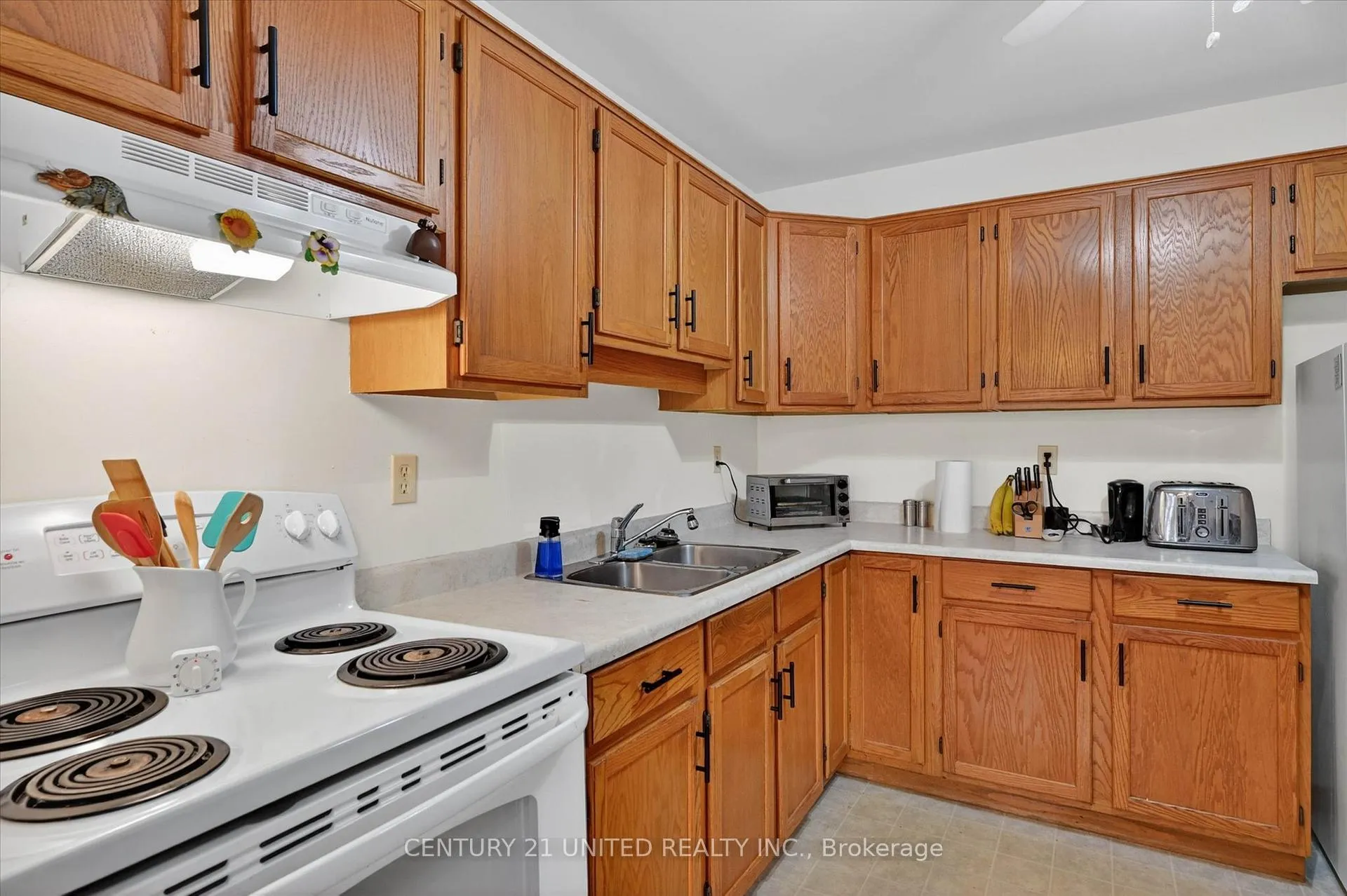Photo 25 of Unit 106, 910 Ford Street, Peterborough, Otonabee Ward 1 — HOMEH