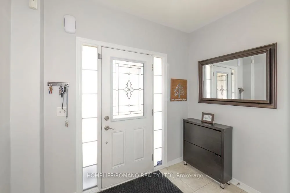 Photo 2 of 31 Davenhill Road, Brampton, Bram East — HOMEH