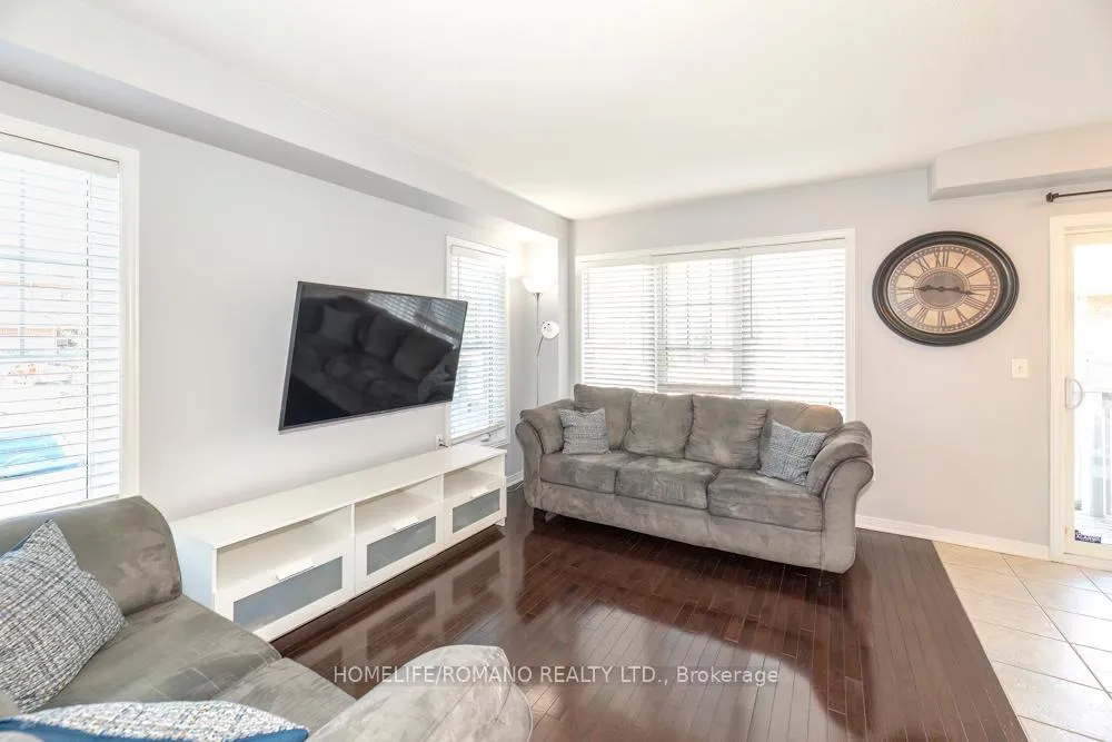 Photo 4 of 31 Davenhill Road, Brampton, Bram East — HOMEH