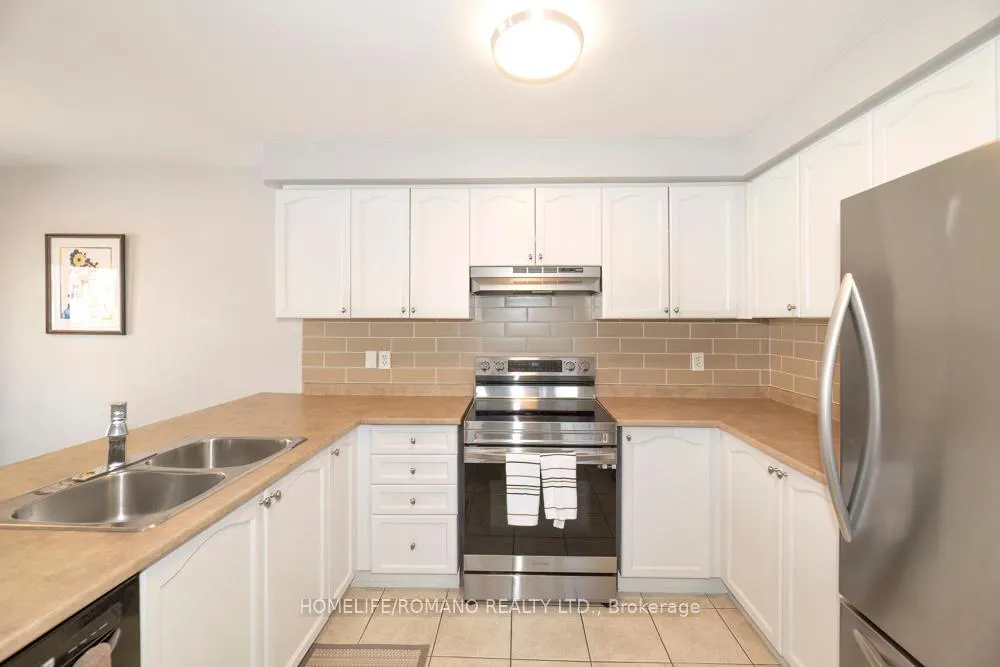 Photo 10 of 31 Davenhill Road, Brampton, Bram East — HOMEH