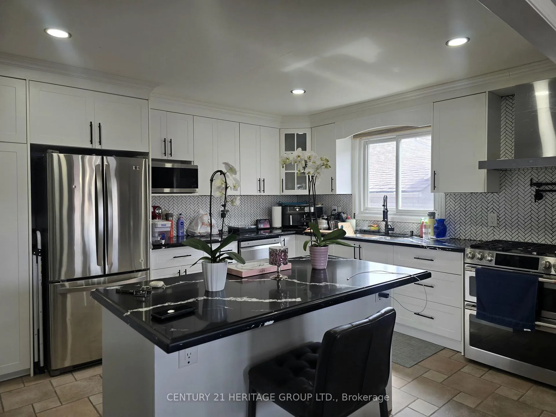 Photo 11 of 42 Millpond Place, Hamilton, Randall — HOMEH