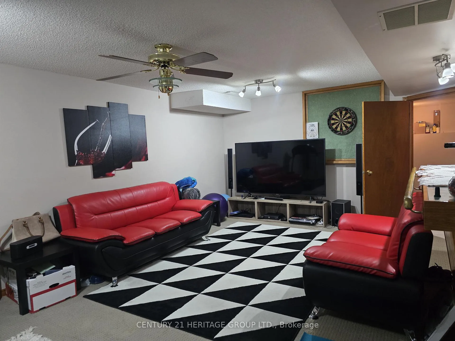 Photo 34 of 42 Millpond Place, Hamilton, Randall — HOMEH