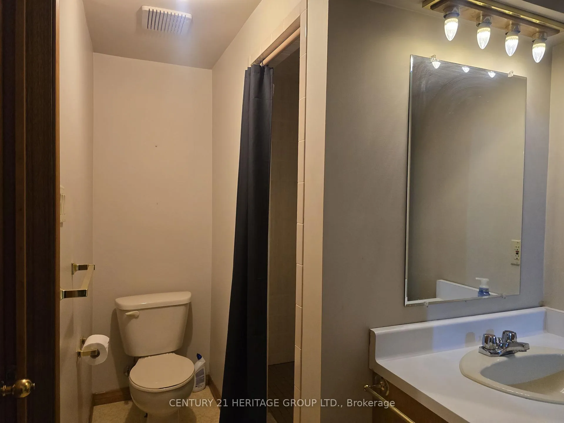 Photo 36 of 42 Millpond Place, Hamilton, Randall — HOMEH