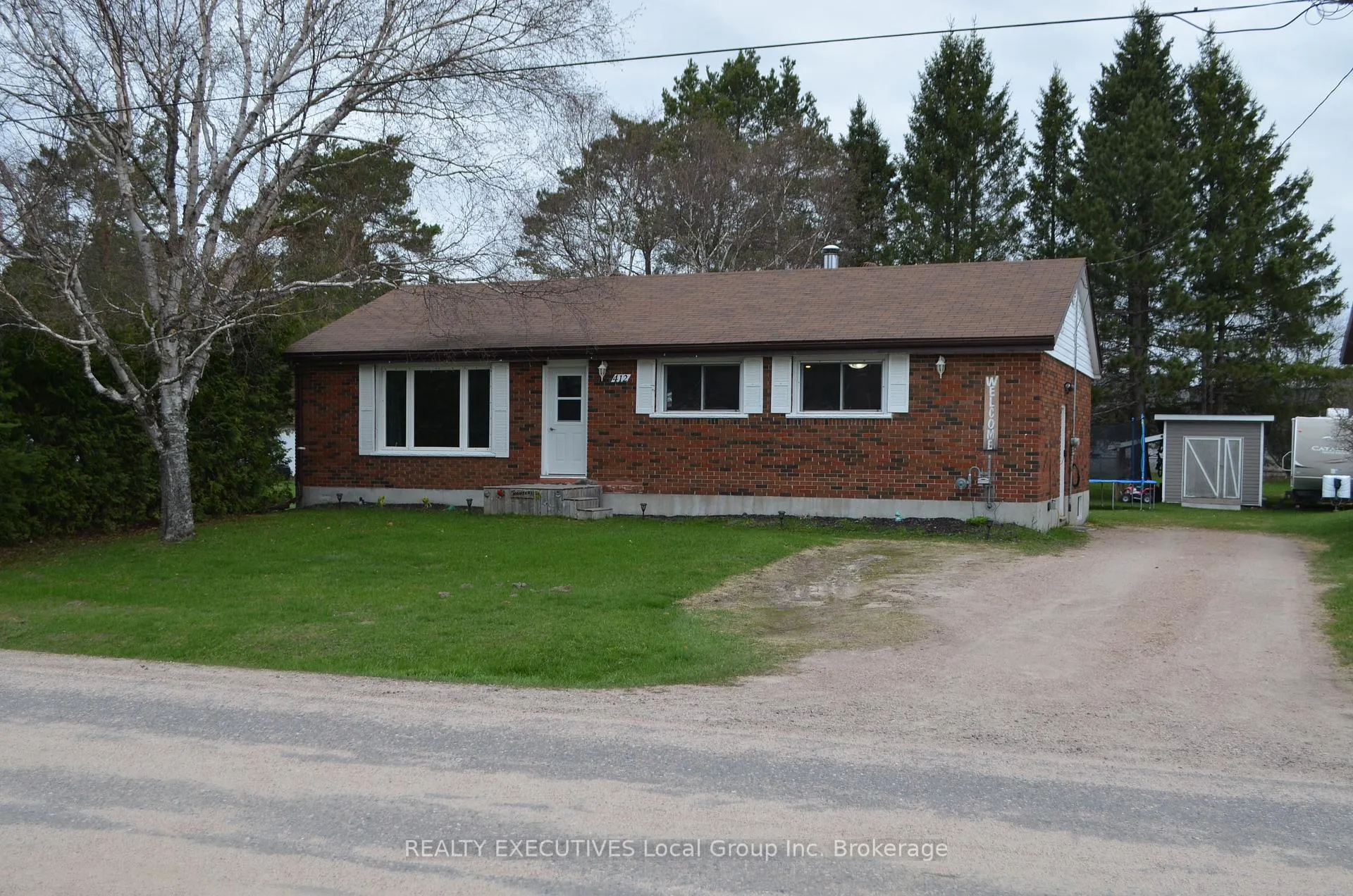 Photo 2 of 412 Sweezy Street W, Powassan, Trout Creek — HOMEH