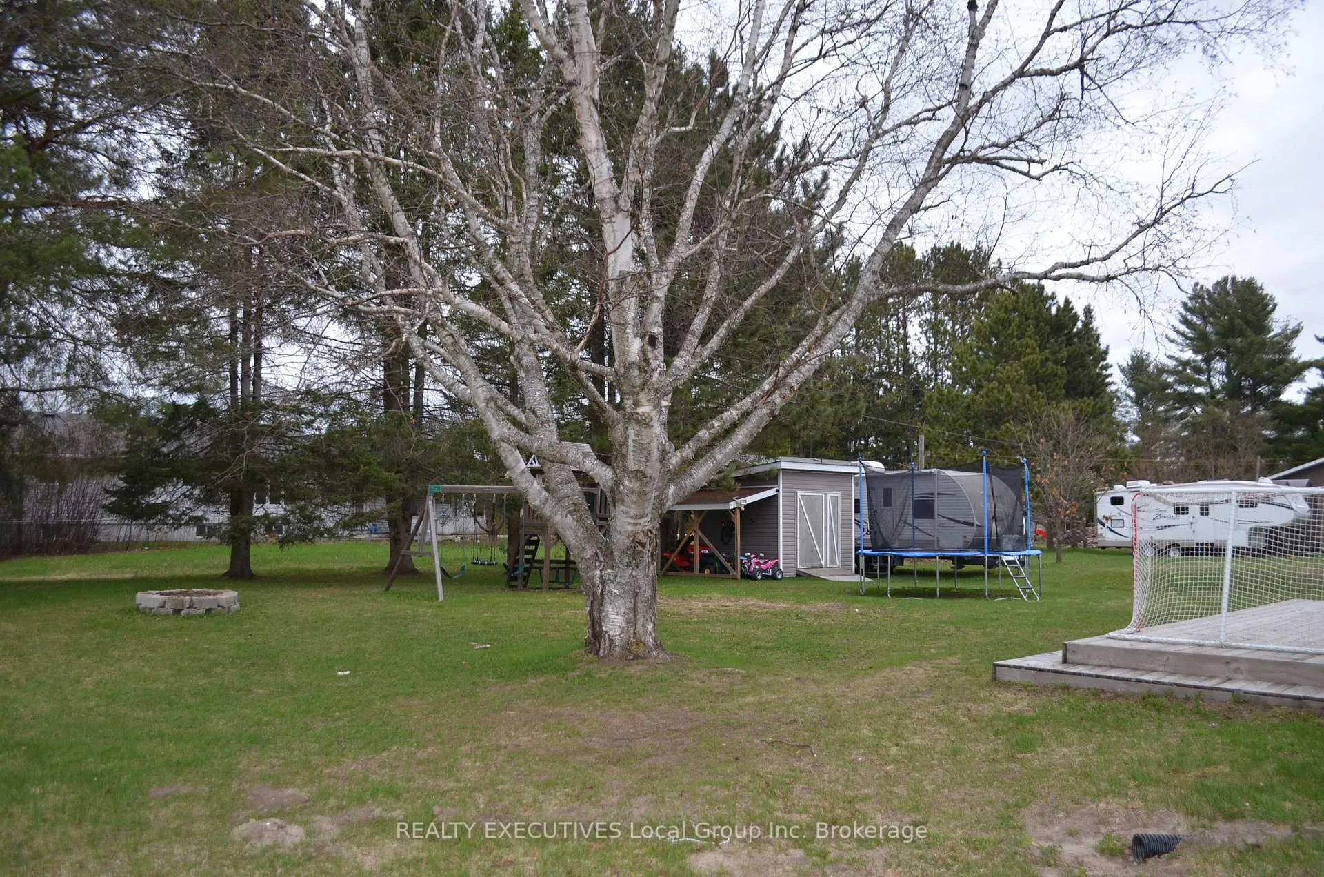 Photo 7 of 412 Sweezy Street W, Powassan, Trout Creek — HOMEH