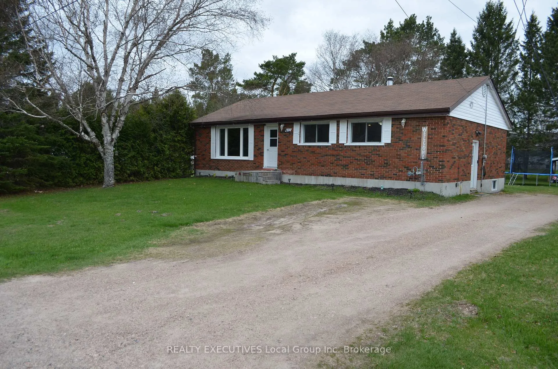 Photo 46 of 412 Sweezy Street W, Powassan, Trout Creek — HOMEH