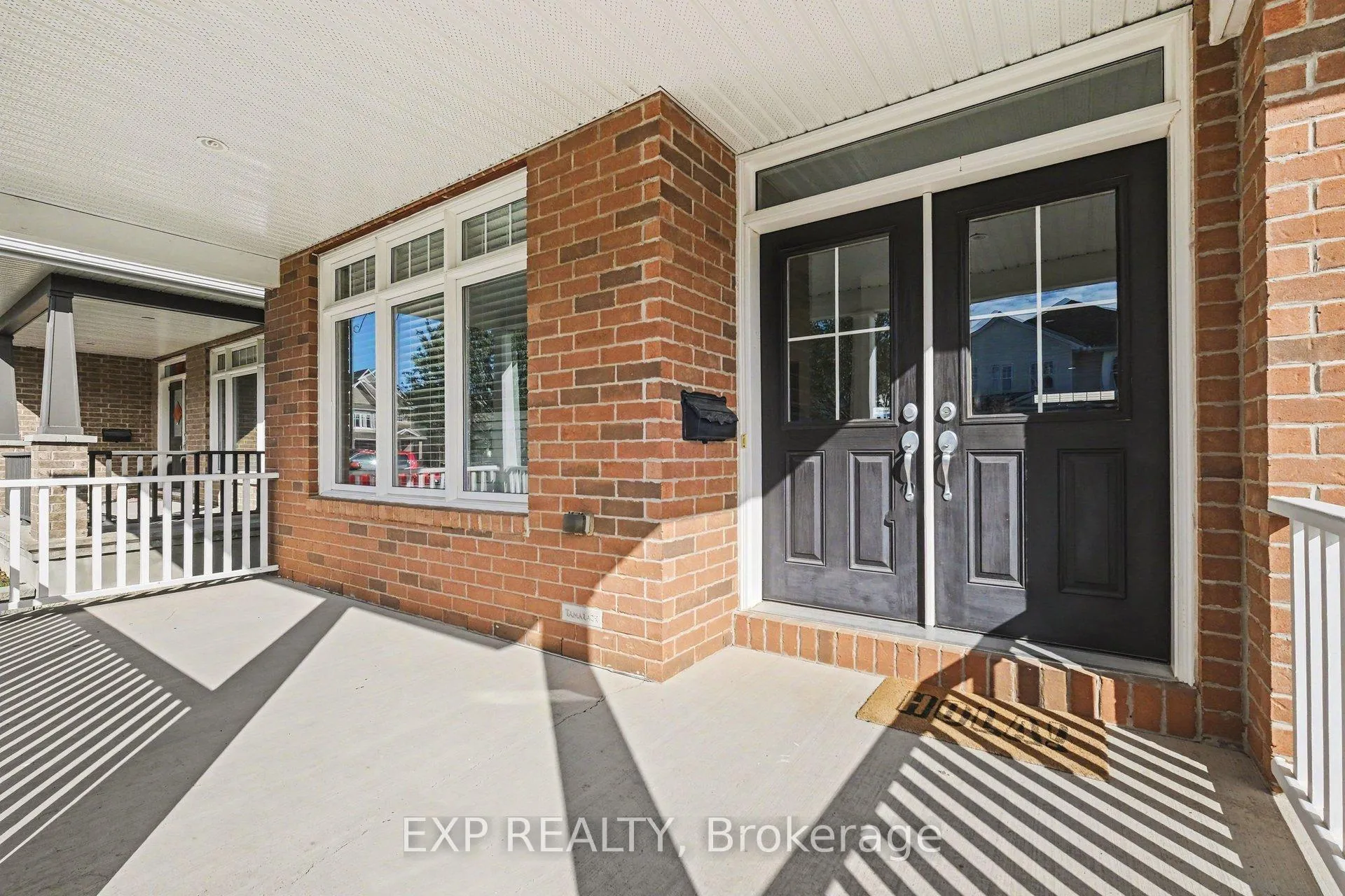 Photo 3 of 104 Brambling Way, Ottawa, Barrhaven - Half Moon Bay — HOMEH