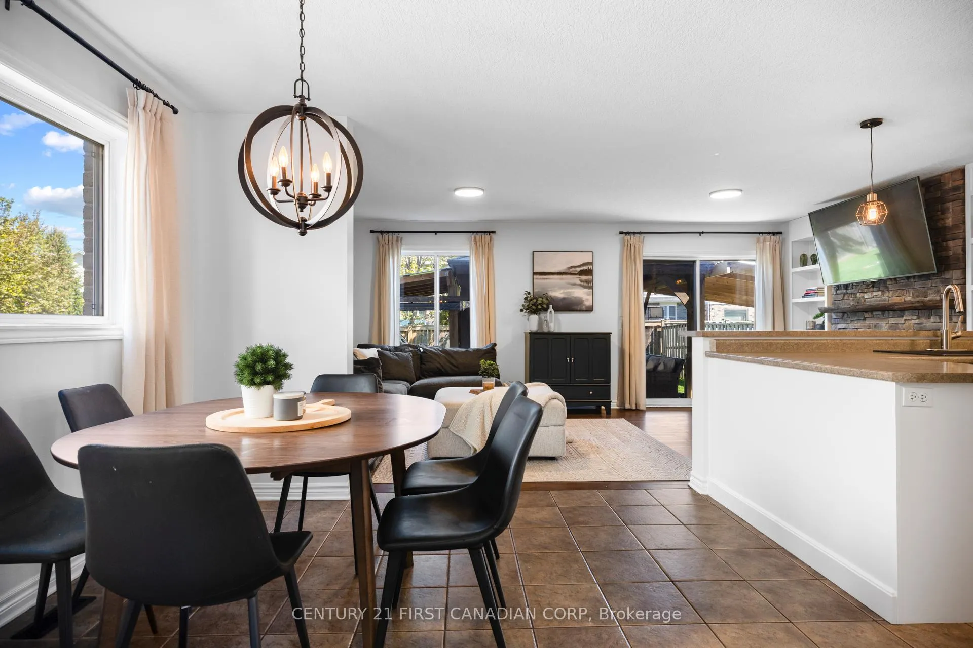 Photo 9 of 21 Pear Tree Avenue, St. Thomas — HOMEH