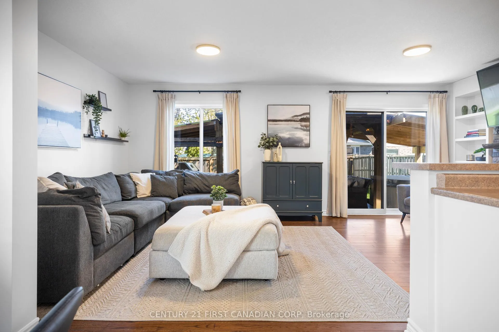 Photo 11 of 21 Pear Tree Avenue, St. Thomas — HOMEH