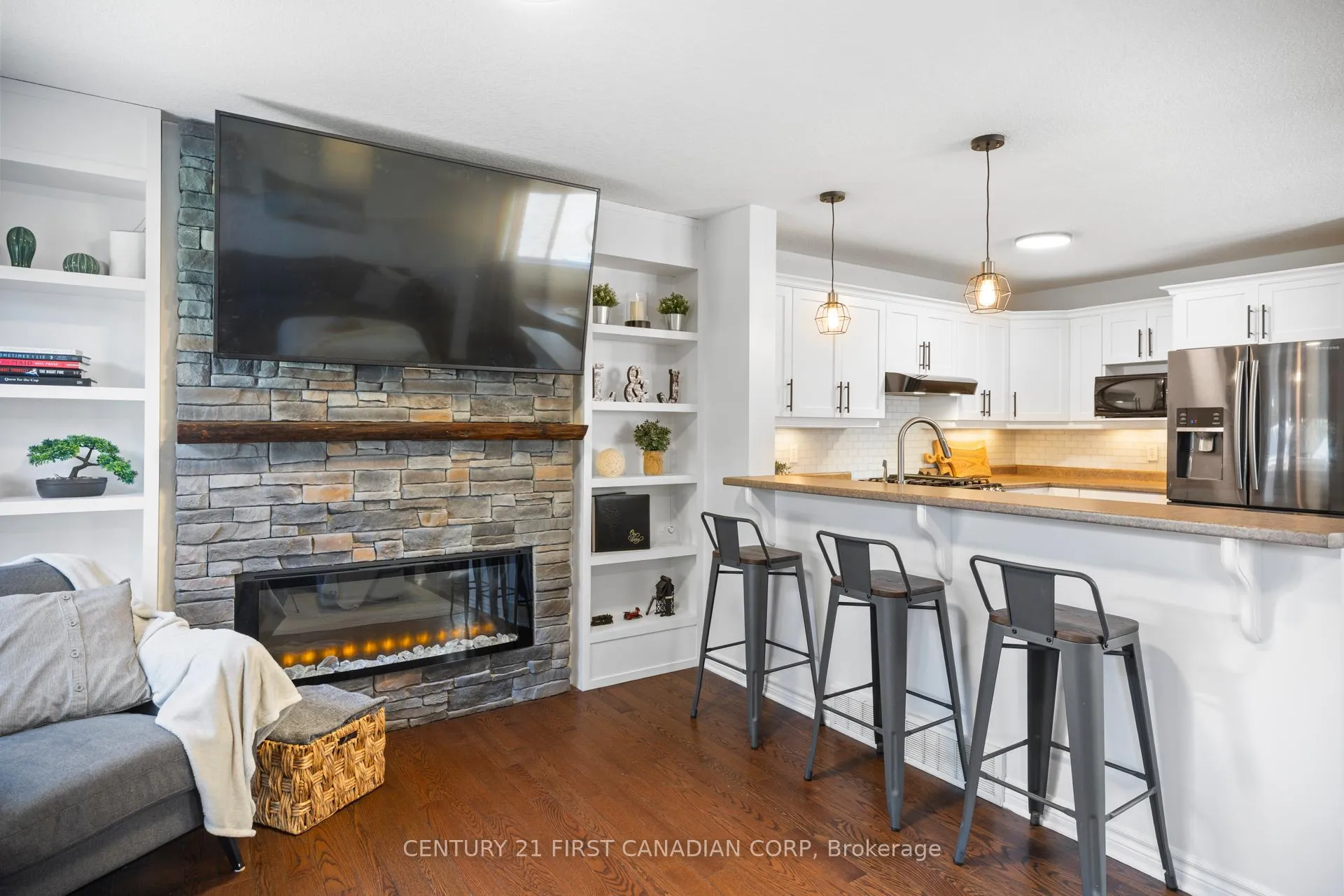 Photo 13 of 21 Pear Tree Avenue, St. Thomas — HOMEH